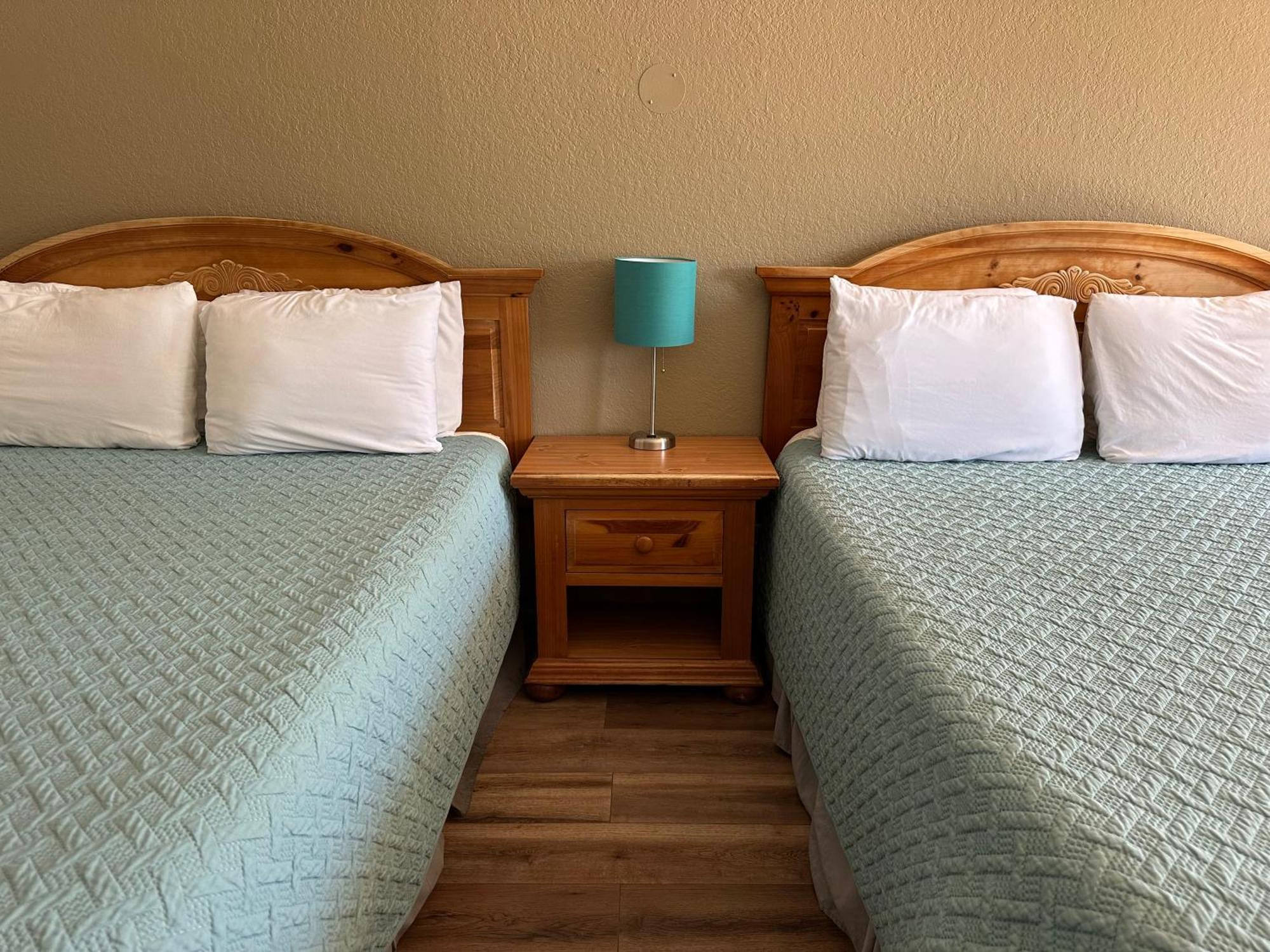 Sunset Inn And Suites Fredericksburg Zewnętrze zdjęcie