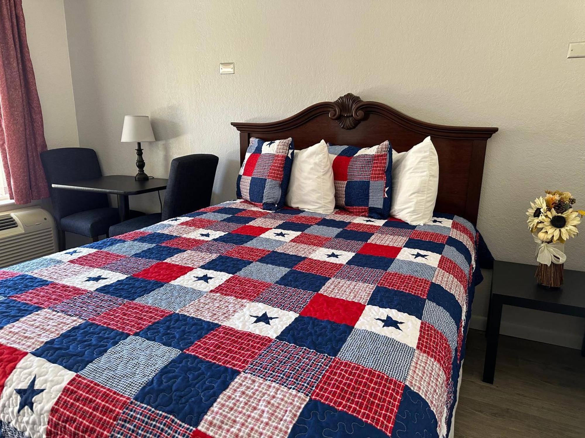 Sunset Inn And Suites Fredericksburg Zewnętrze zdjęcie
