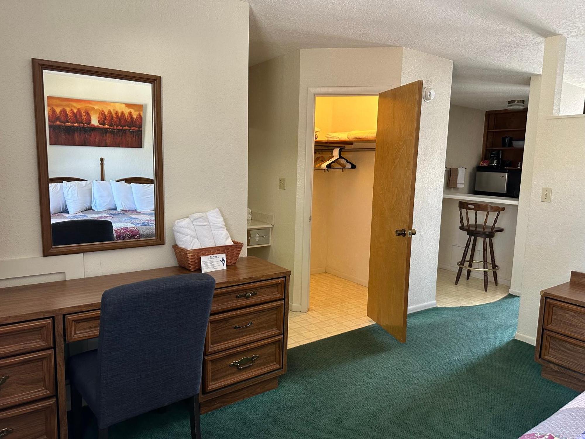 Sunset Inn And Suites Fredericksburg Zewnętrze zdjęcie